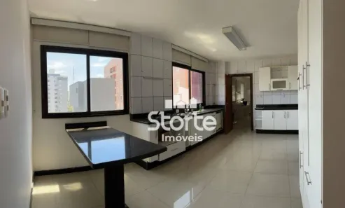 Apartamento com 3 Quartos à venda, 220m² no Saraiva, Uberlândia