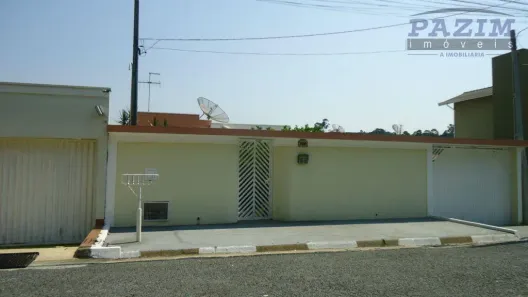 Casa com 2 Quartos à venda, 180m² no Centro, Vinhedo