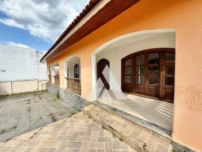 Casa com 5 Quartos à venda, 400m² no Centro, Itapetininga