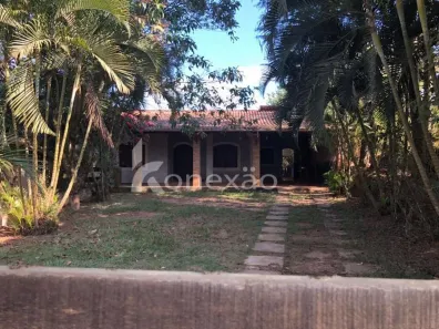 Fazenda/Sítio com 3 Quartos à venda, 200m² no , Paraibuna