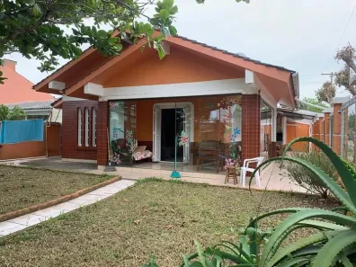 Casa com 4 Quartos à venda, 170m² no Praia de Mariluz, Imbé