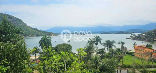 Casa com 5 Quartos à venda, 205m² no Retiro (Cunhambebe), Angra dos Reis