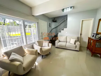 Casa com 3 Quartos à venda, 131m² no Vila Ipiranga, Porto Alegre