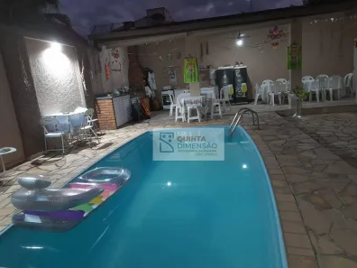 Casa com 2 Quartos à venda, 193m² no Centro, Cruzeiro