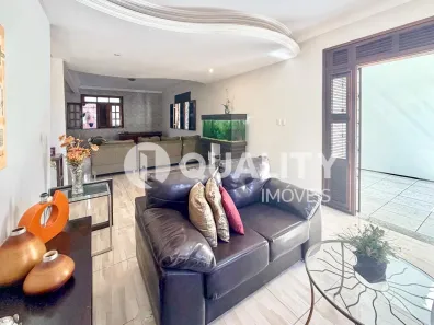 Casa com 4 Quartos à venda, 238m² no São Gerardo, Fortaleza