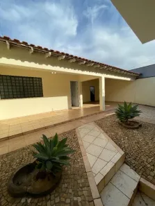 Casa com 3 Quartos para alugar, 220m² no Jardim São Paulo, Rio Claro