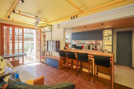 Apartamento com 2 Quartos à venda, 128m² no Cidade Baixa, Porto Alegre
