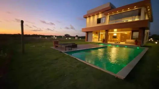 Casa de Condomínio com 5 Quartos à venda, 300m² no , Mata de São João