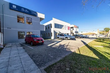 Ponto Comercial para alugar, 70m² no Novo Mundo, Curitiba