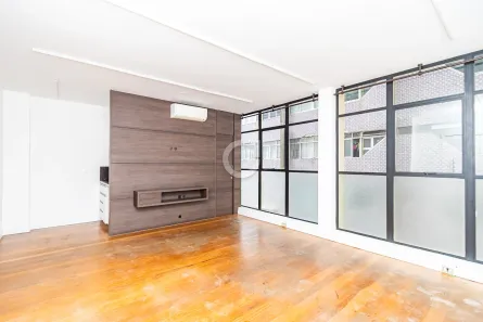 Sala Comercial à venda, 33m² no Centro, Curitiba