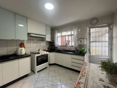 Sobrado com 2 Quartos à venda, 105m² no Vila Araguaia, São Paulo
