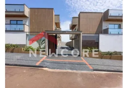 Sobrado com 2 Quartos à venda, 135m² no FAG, Cascavel