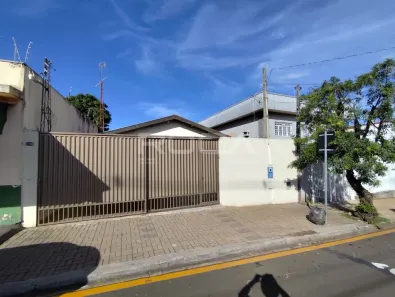 Casa com 3 Quartos para alugar, 380m² no Jardim Paulistano, São Carlos