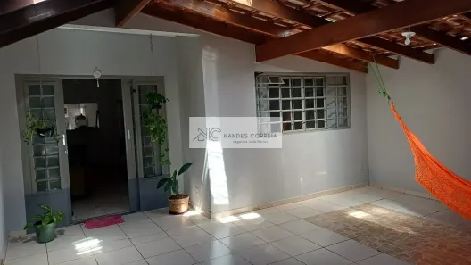 Casa com 2 Quartos à venda, 128m² no Califórnia, Londrina