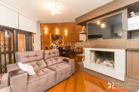 Casa de Condomínio com 3 Quartos à venda, 365m² no Cristal, Porto Alegre