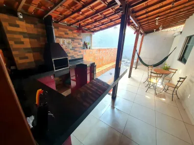Casa com 2 Quartos à venda, 91m² no Santa Mônica, Belo Horizonte