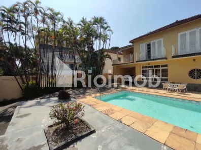 Casa com 4 Quartos à venda, 380m² no Pechincha, Rio de Janeiro
