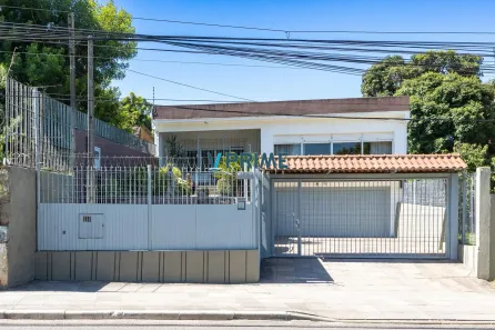 Casa com 4 Quartos à venda, 200m² no Cristal, Porto Alegre