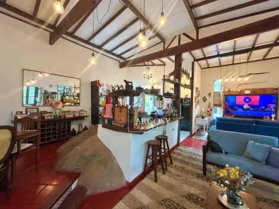 Casa com 4 Quartos à venda, 280m² no Samambaia, Petrópolis