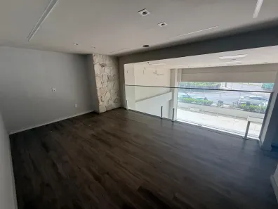Ponto Comercial para alugar, 170m² no Renascença, São Luís