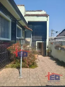 Casa com 3 Quartos à venda, 136m² no Santo Antônio, Osasco
