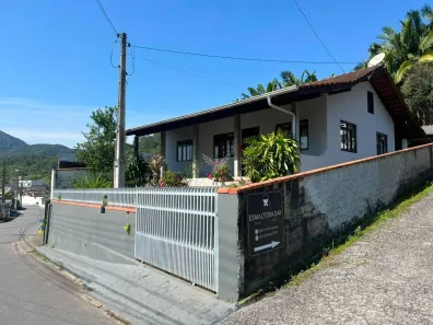 Casa com 3 Quartos à venda, 153m² no Progresso, Blumenau