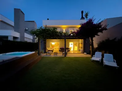Casa de Condomínio com 3 Quartos à venda, 248m² no XANGRI-LÁ, Xangri-lá