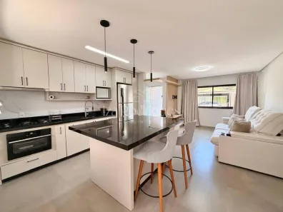 Sobrado com 2 Quartos para alugar, 92m² no Gravatá, Navegantes