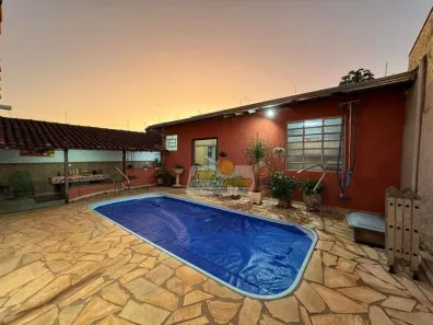 Casa com 4 Quartos à venda, 215m² no Grande Horizonte, Uberaba