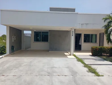 Casa com 3 Quartos para alugar, 160m² no Ponta Negra, Manaus