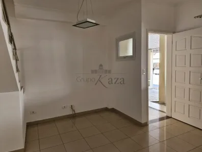 Casa de Condomínio com 2 Quartos à venda, 78m² no Jardim Primavera, Jacareí