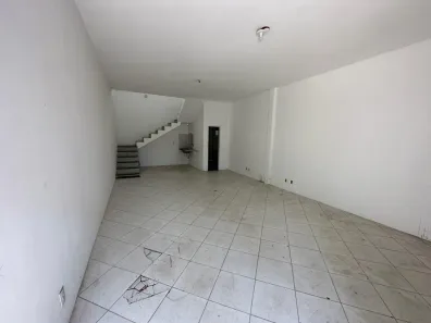 Galpão/Depósito/Armazém para alugar, 100m² no Pitangueiras, Lauro de Freitas