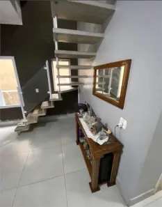 Sobrado com 5 Quartos à venda, 370m² no Santa Maria, Osasco