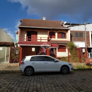 Casa com 3 Quartos à venda, 193m² no Pioneiro, Caxias do Sul
