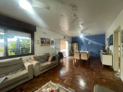 Casa com 2 Quartos à venda, 153m² no Jardim Itu, Porto Alegre