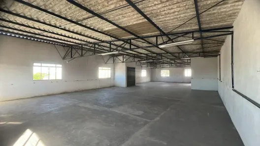 Galpão/Depósito/Armazém para venda ou aluguel, 400m² no Veloso, Osasco