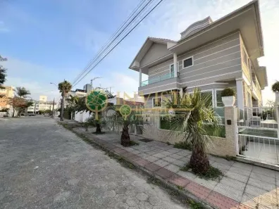 Casa de Condomínio com 9 Quartos à venda, 660m² no Jurerê, Florianópolis