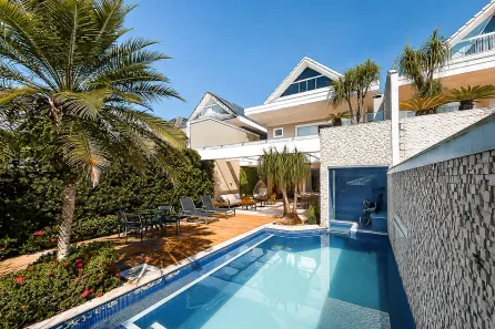 Casa de Condomínio com 4 Quartos para alugar, 262m² no Barra da Tijuca, Rio de Janeiro