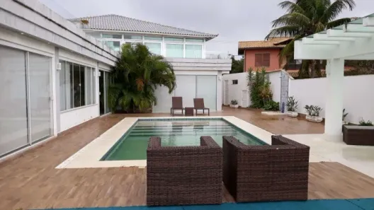 Casa com 4 Quartos à venda, 1000m² no Ogiva, Cabo Frio
