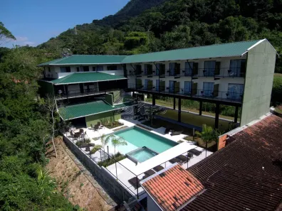 Ponto Comercial com 19 Quartos à venda, 1600m² no Lagoinha, Ubatuba
