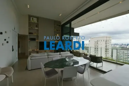 Apartamento com 3 Quartos à venda, 175m² no Cerqueira César, São Paulo