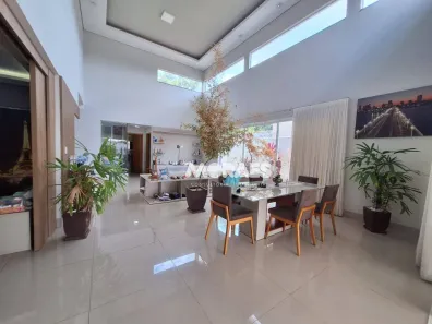 Casa de Condomínio com 3 Quartos à venda, 380m² no Jardim Shangri-Lá, Bauru