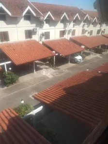 Casa de Condomínio com 3 Quartos à venda, 94m² no Camaquã, Porto Alegre