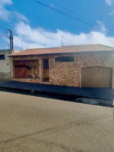 Casa com 2 Quartos para alugar, 164m² no Vila São João da Boa Vista, Bauru