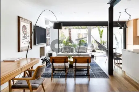 Casa de Condomínio com 3 Quartos para venda ou aluguel, 230m² no Santo Amaro, São Paulo