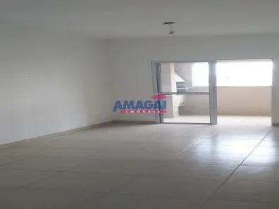 Apartamento com 2 Quartos para alugar, 42m² no Jardim Bela Vista, Jacareí