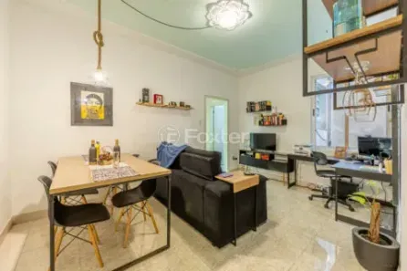 Apartamento com 3 Quartos à venda, 59m² no Bom Fim, Porto Alegre