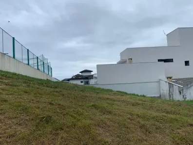 Lote/Terreno à venda, 328m² no Lagoa, Macaé