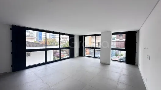 Apartamento com 2 Quartos à venda, 151m² no Centro, Florianópolis