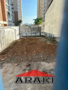 Lote/Terreno para venda ou aluguel, 243m² no Vila Gumercindo, São Paulo
